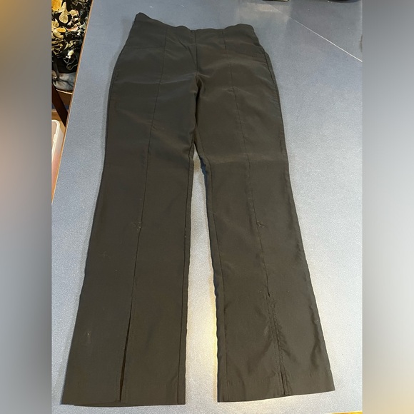 Maurices Pants - Flare Pants 🖤